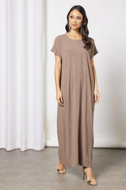 bsi3666 5 Embroidered bahrini style bisht