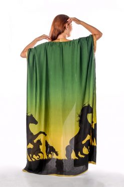 Br202132 5 1 Green With Horses Print Bisht