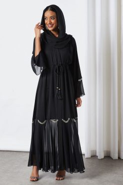 Nada Abaya And Sheila