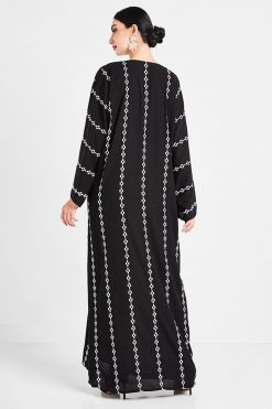 bsi3005 ar 1 Monochrome Embroidered Abaya
