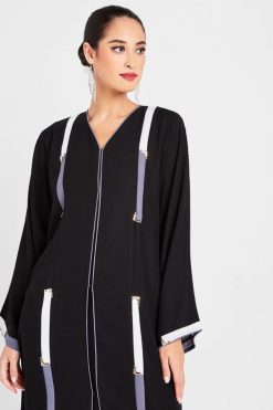 bsi3028 6 3 Applique Black Abaya