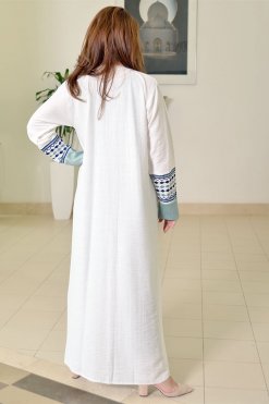 3678 3 Geometrical Embroidered Abaya