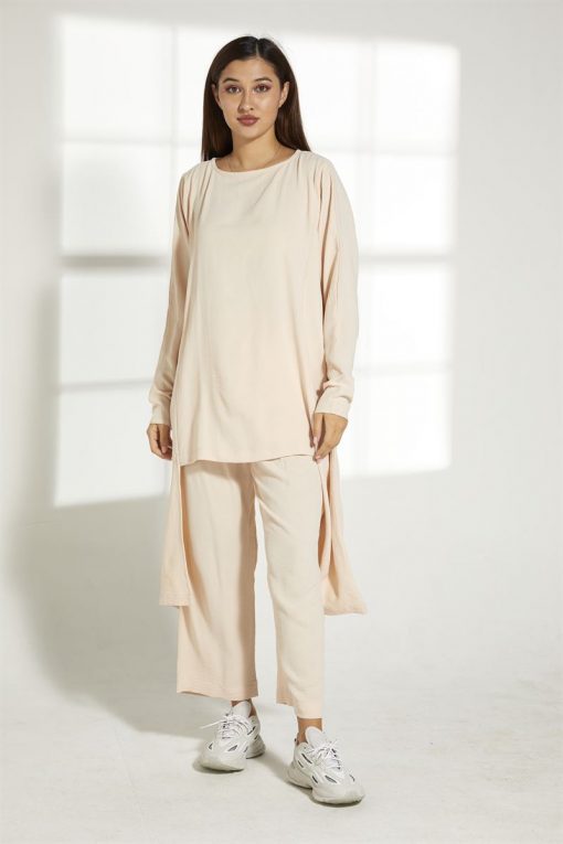 Crème Travel Wear Set
