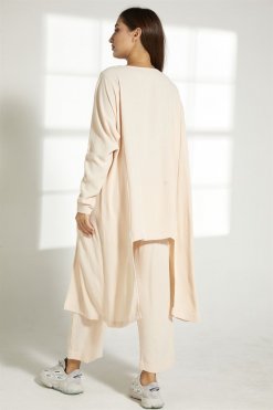 MOITW2055 7 Crème Travel Wear Set