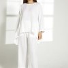 MOITW2058 1 White Travel Wear Set