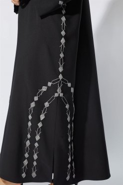 NS 1997 GREY 3041 3 V-neck Crepe Abaya