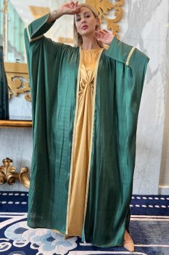 مجموعة عباية بهيست باللون الأخضر اللامع 7 MOI092201 4 Green Shimmer Bhist Abaya Set