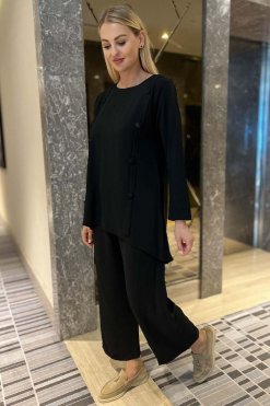 Black Travel Wear 6 MOI092227 2 Black Travel Wear