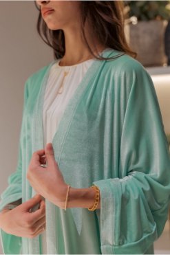 MIR22 111 4 Velvet Abaya Set