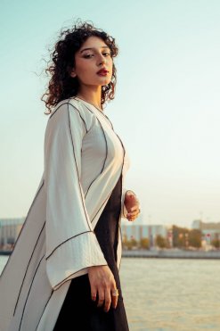 CU22131 3 White Abaya