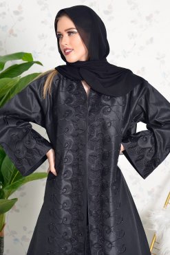 3772 5 Embroidered abaya