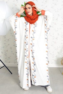 3732 5 Embroidered Bahraini Bisht