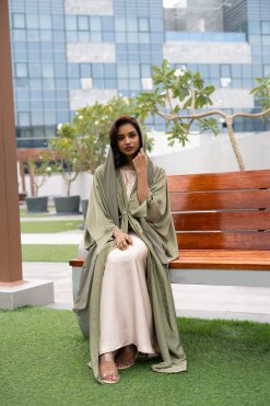 عباية حرير خضراء 7 CUC 0323006 4 Green Silk Abaya