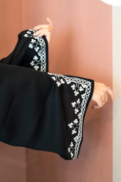 CUC 0523004 4 Eid Abaya