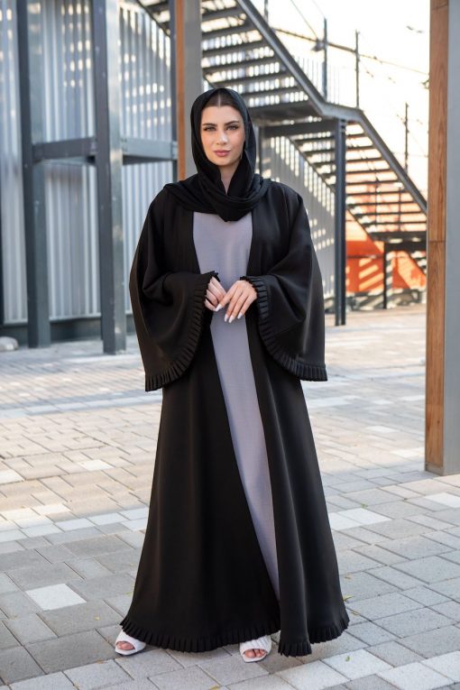 Black Flowy Senso Abaya