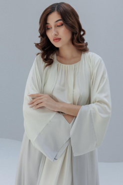 1682407957 550 Dual tone Silk Ombrè set