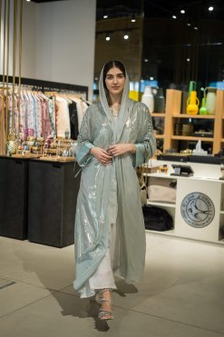 HAZ 062302 3 MEISSA BLUE