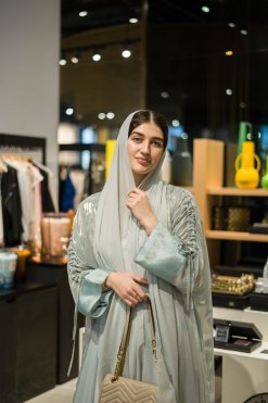 HAZ 062302 8 MEISSA BLUE