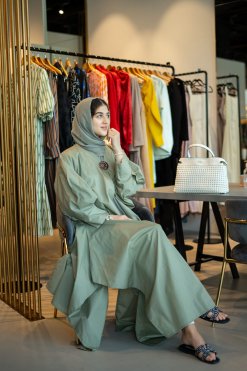 HAZ 082315 3 LAMIA Green