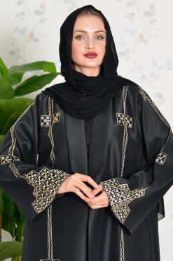 3813 4 Embroidered abaya