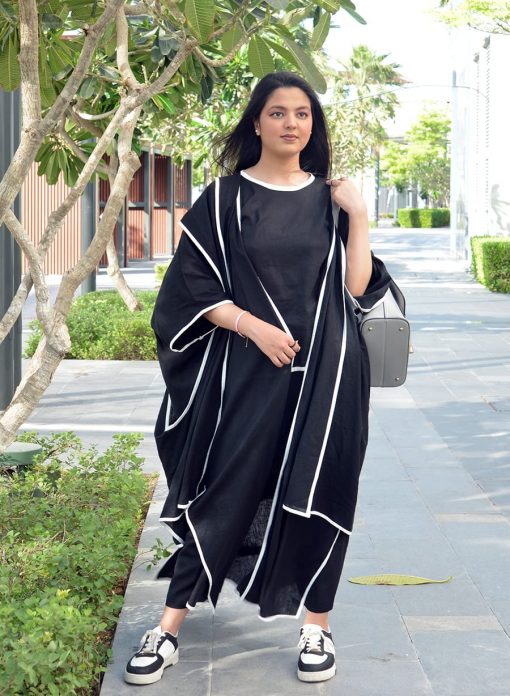 Black travel abaya
