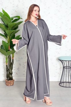 3766 3 Plain bisht abaya