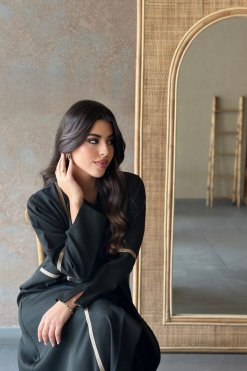 SGT270 3 Green Abaya