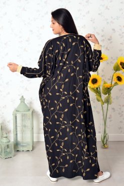 Bsi3843 4 Self Embroidered Bahraini Style Bisht Abaya
