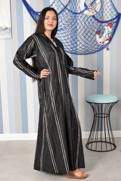 Bsi3828 4 Collar Style Self Embossed Black Plain Abaya