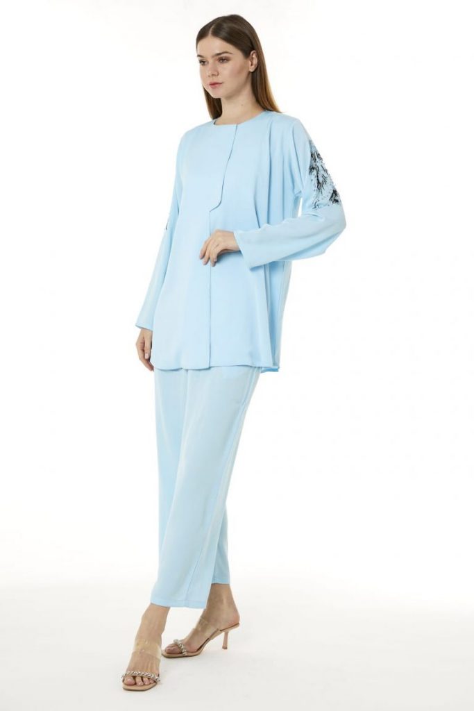 modest 1 large Designers With Story To Tell