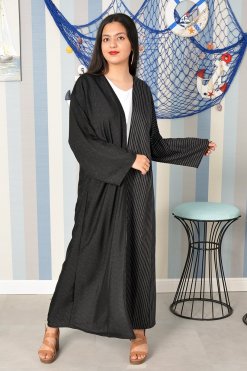 Self embroidered bisht abaya with lining 9 3861 4 Self embroidered bisht abaya with lining