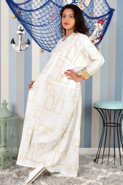 3874 4 Self embroidered bahraini style bisht abaya