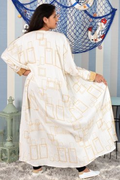 3874 6 Self embroidered bahraini style bisht abaya