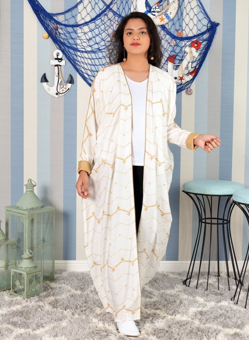Self embroidered bahraini style bisht abaya