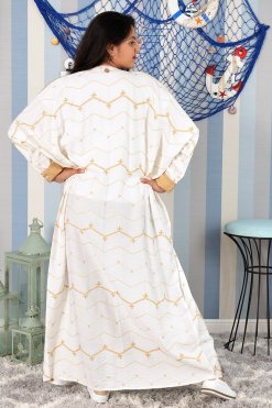 3884 32 Self embroidered bahraini style bisht abaya