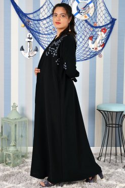 3897 4 A stunning look applique work embroidered black abaya