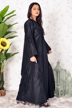 3901 3 A Traditional Look Beads Embellished Black Abaya