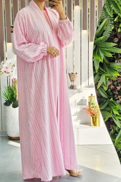 عباية بشت منقوشة ذاتيًا مع بطانة داخلية 9 3920 4 1 Self Embossed Bisht Abaya with Inner