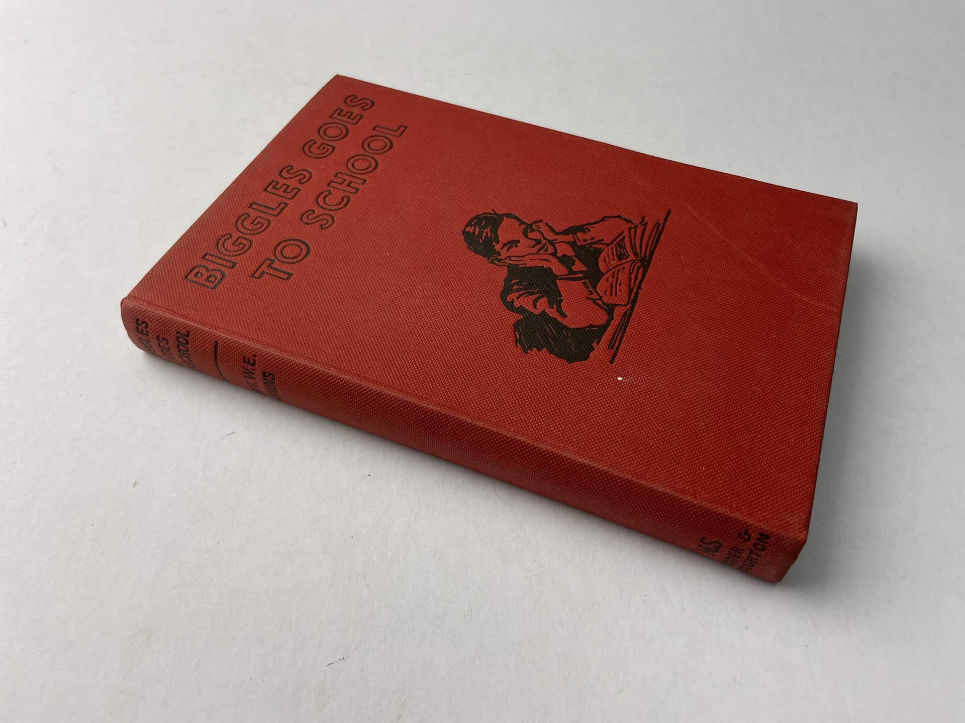 we johns biggles goes to school first edition3