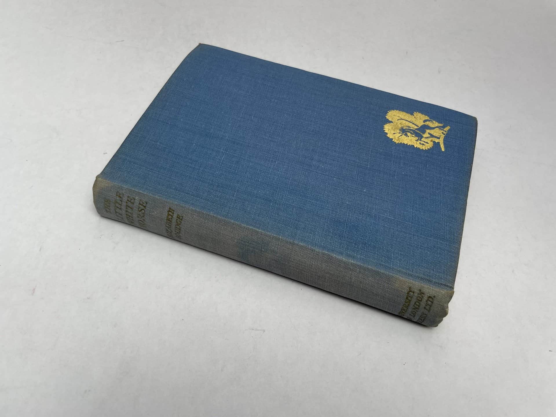 elizabeth goudge the little white horse first ed3