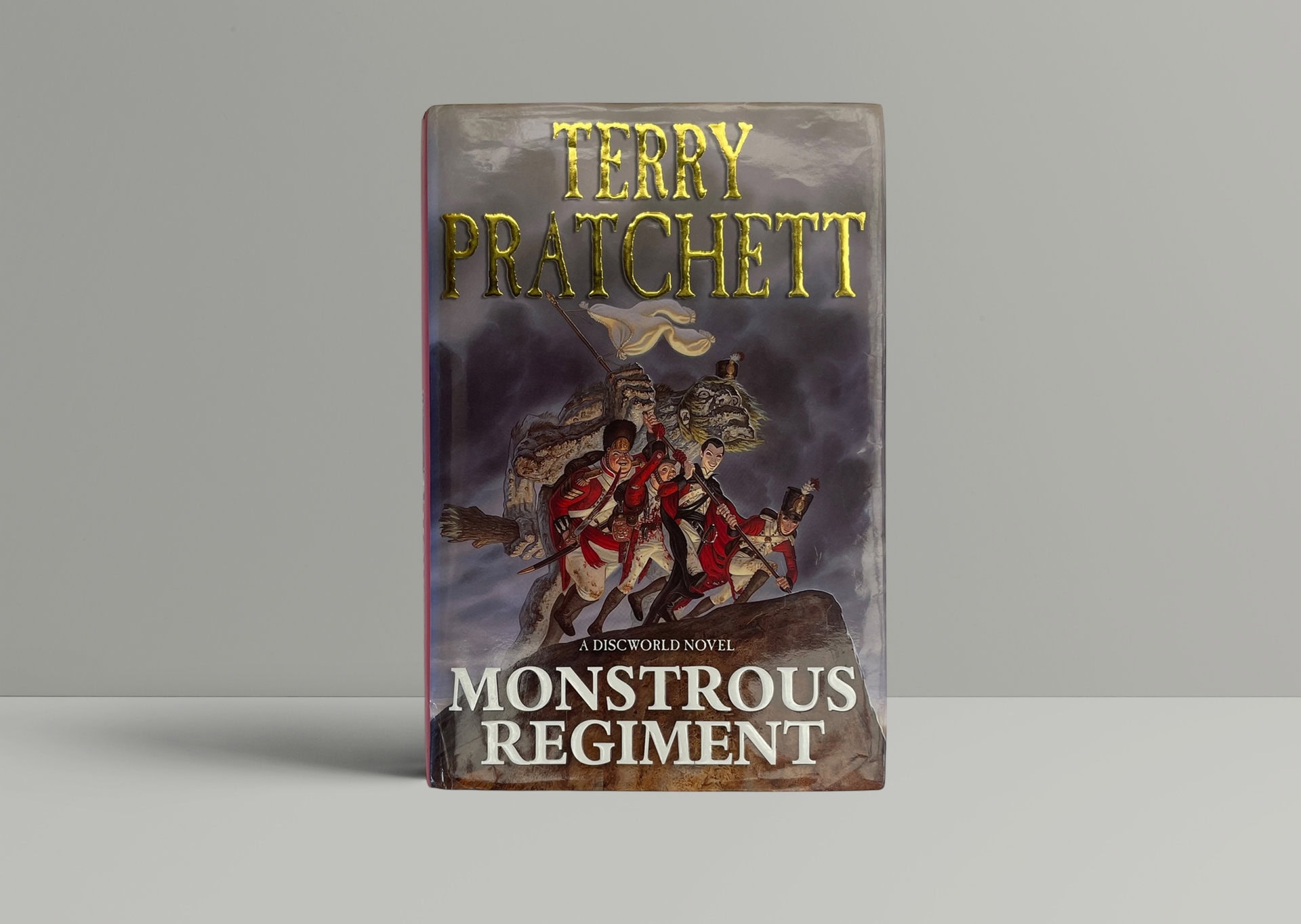 terry pratchett monstrous regiment first ed1