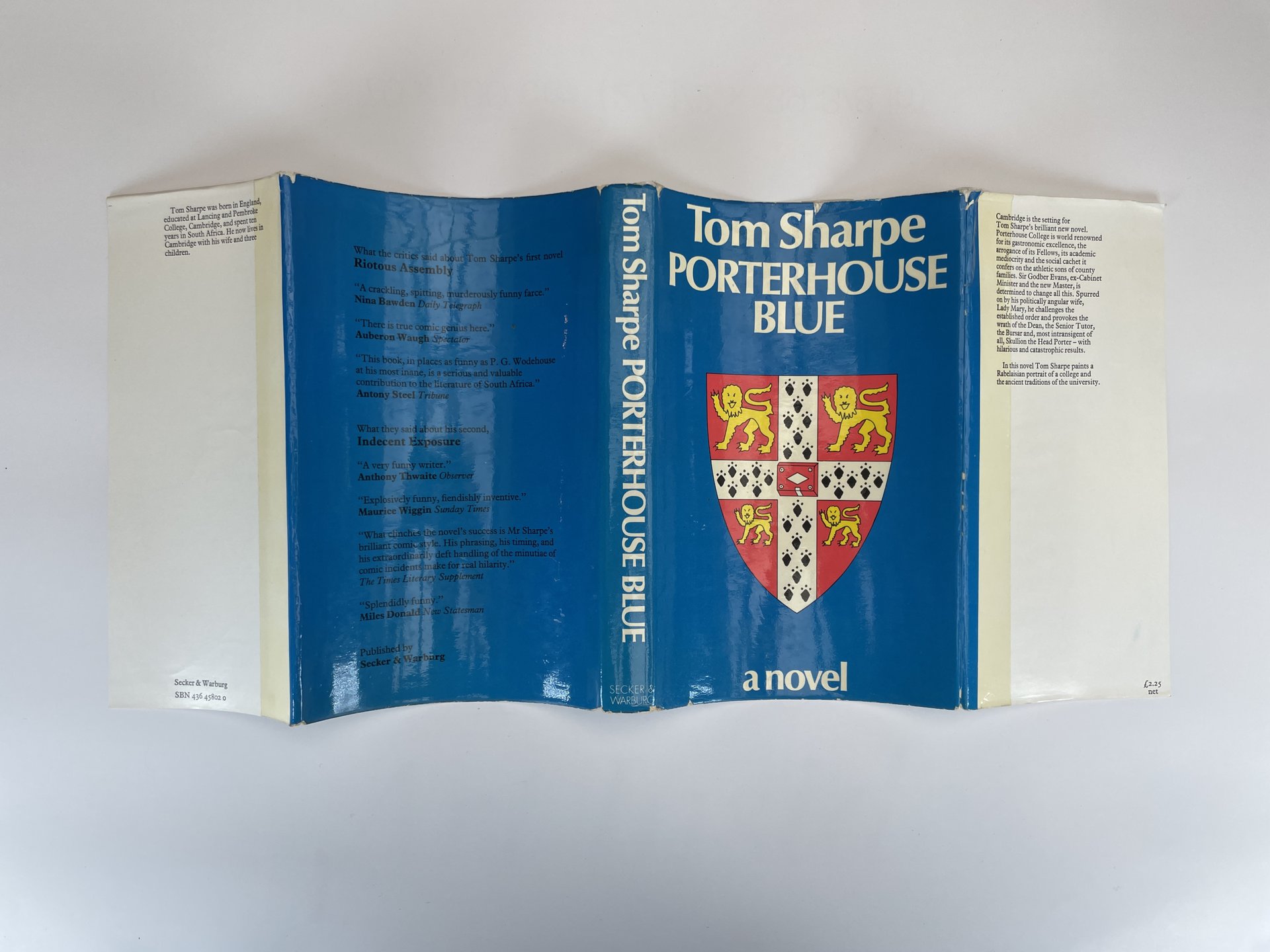 tom sharpe porterhouse blue first ed4