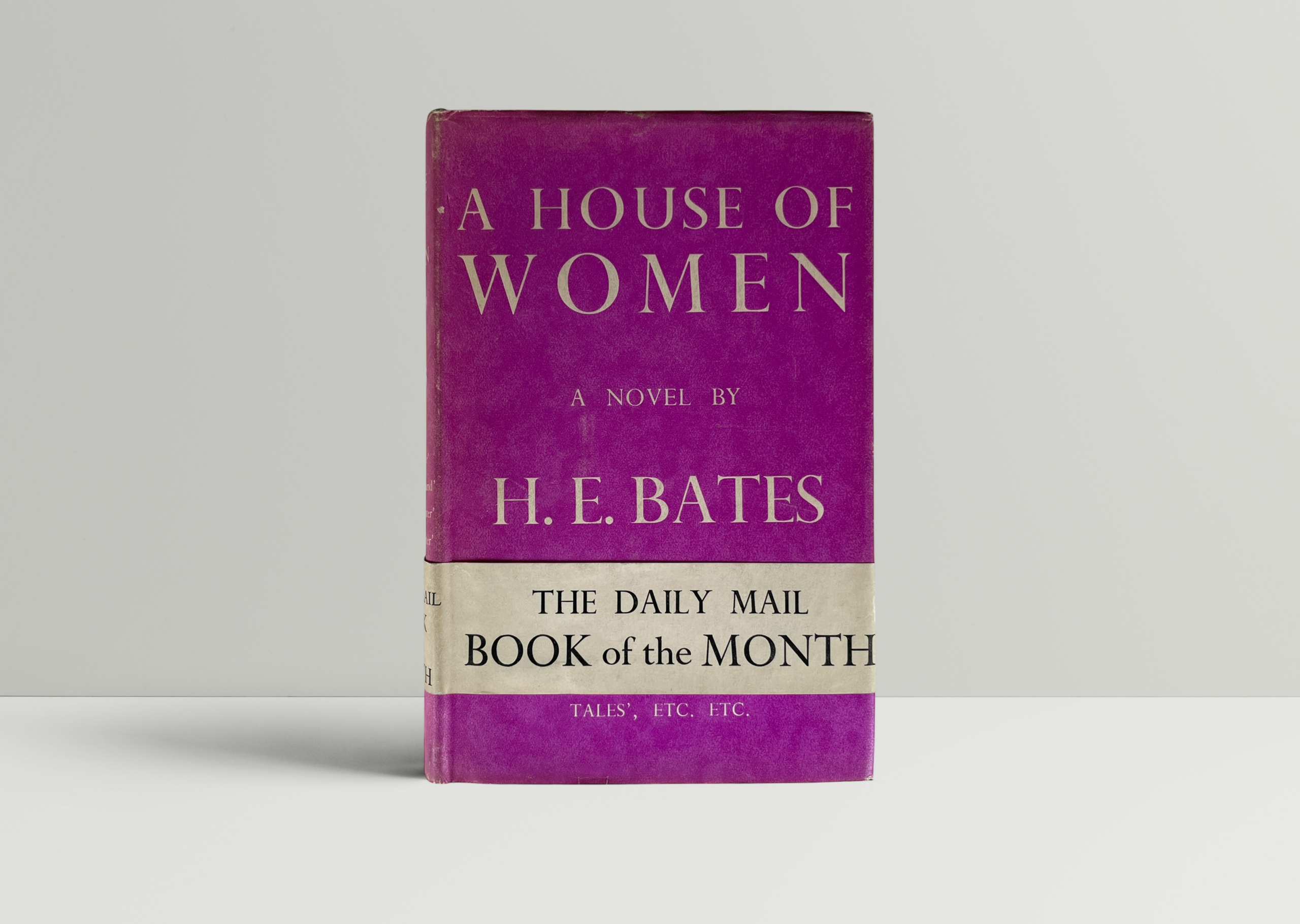 he bates a house of women first ed with band 1