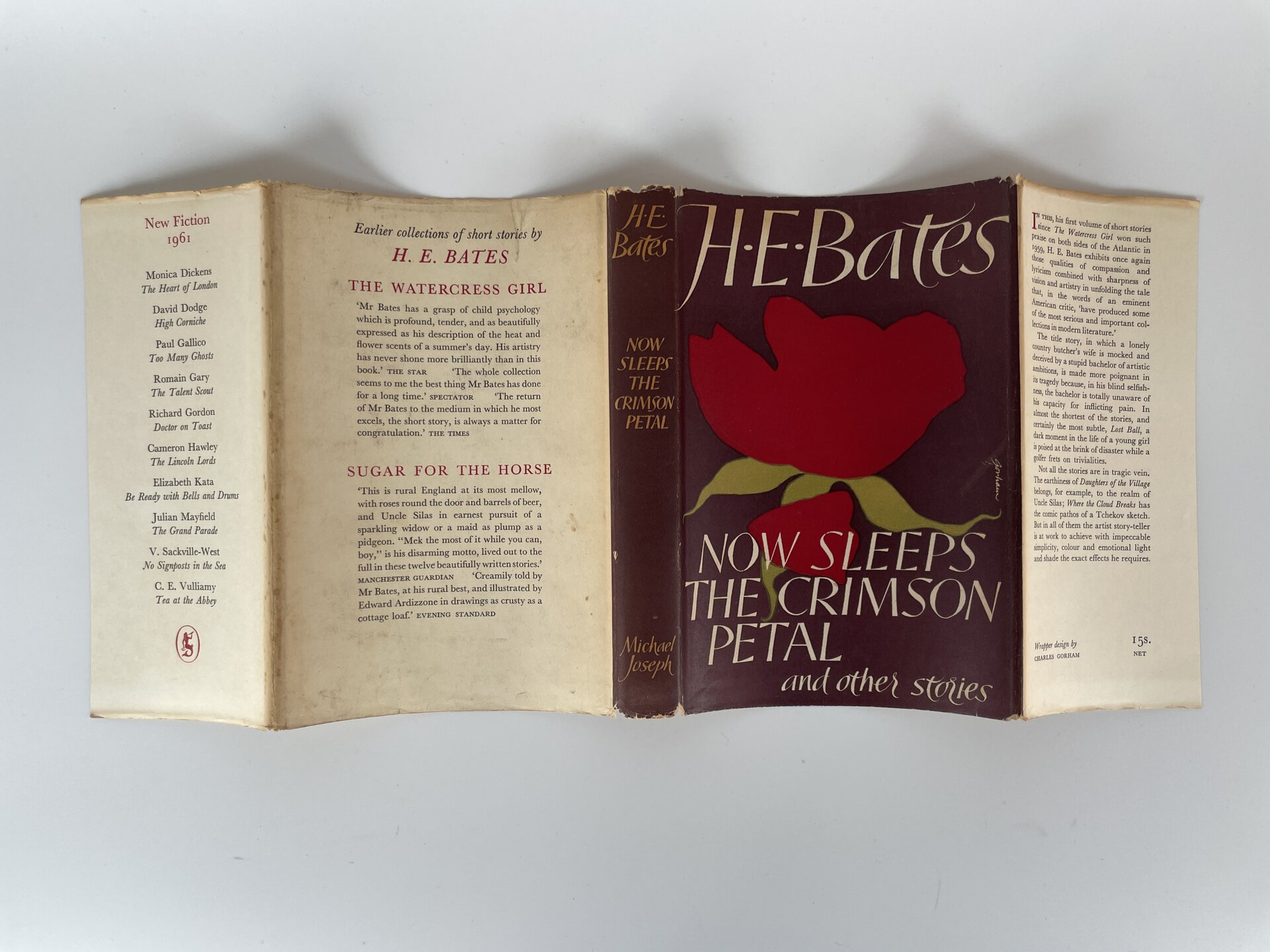 he bates now sleeps the crimon petal first edition4