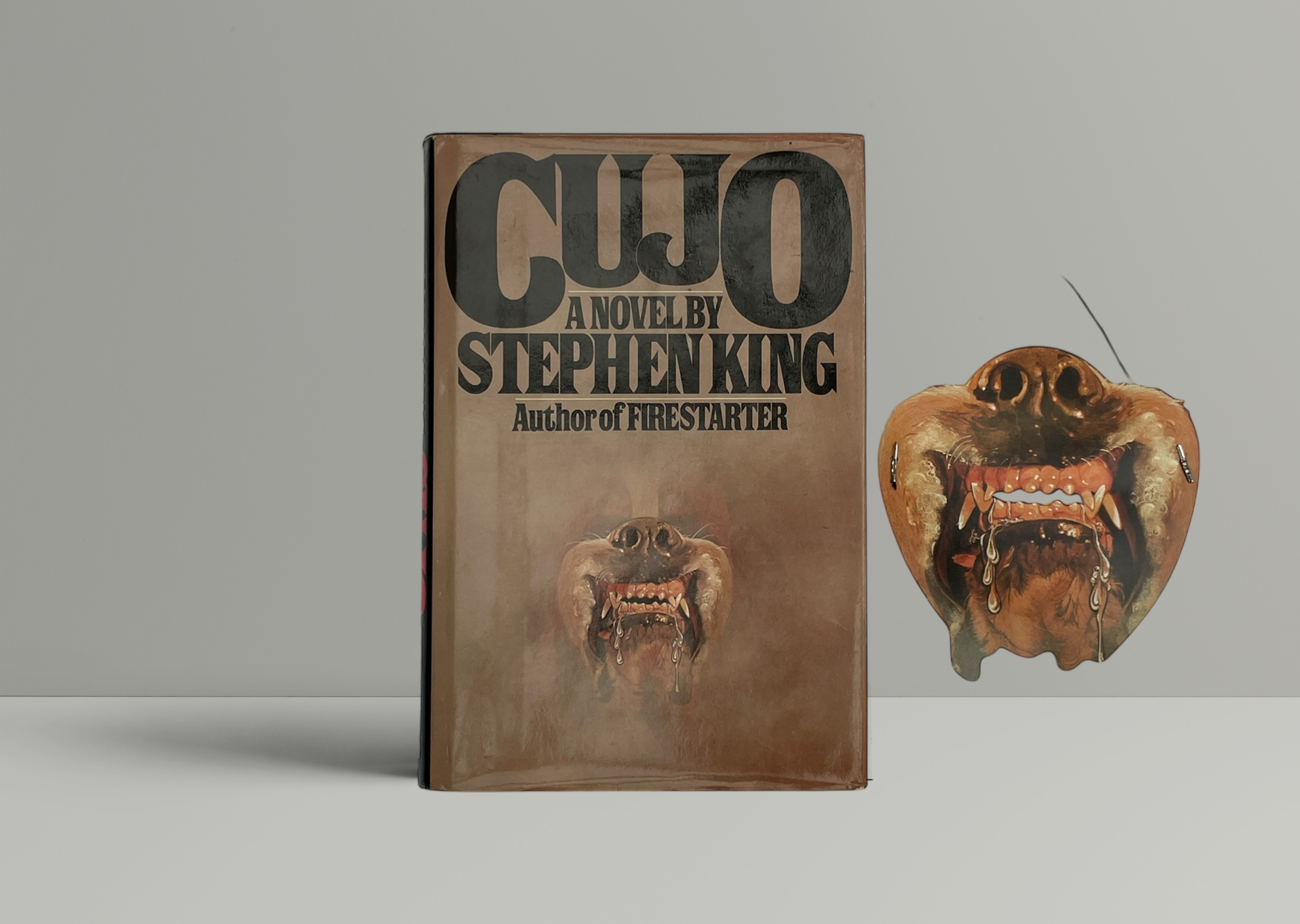 stephen king cujo first us with signed mask 1