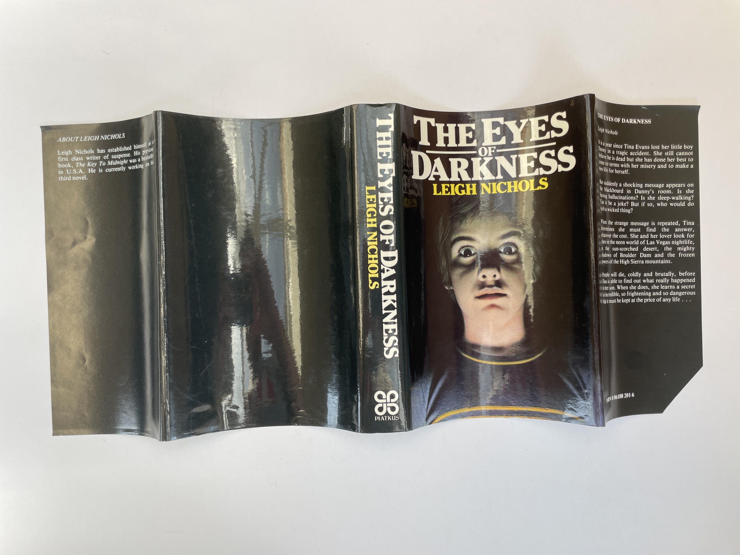 leigh nichols signed first edition5