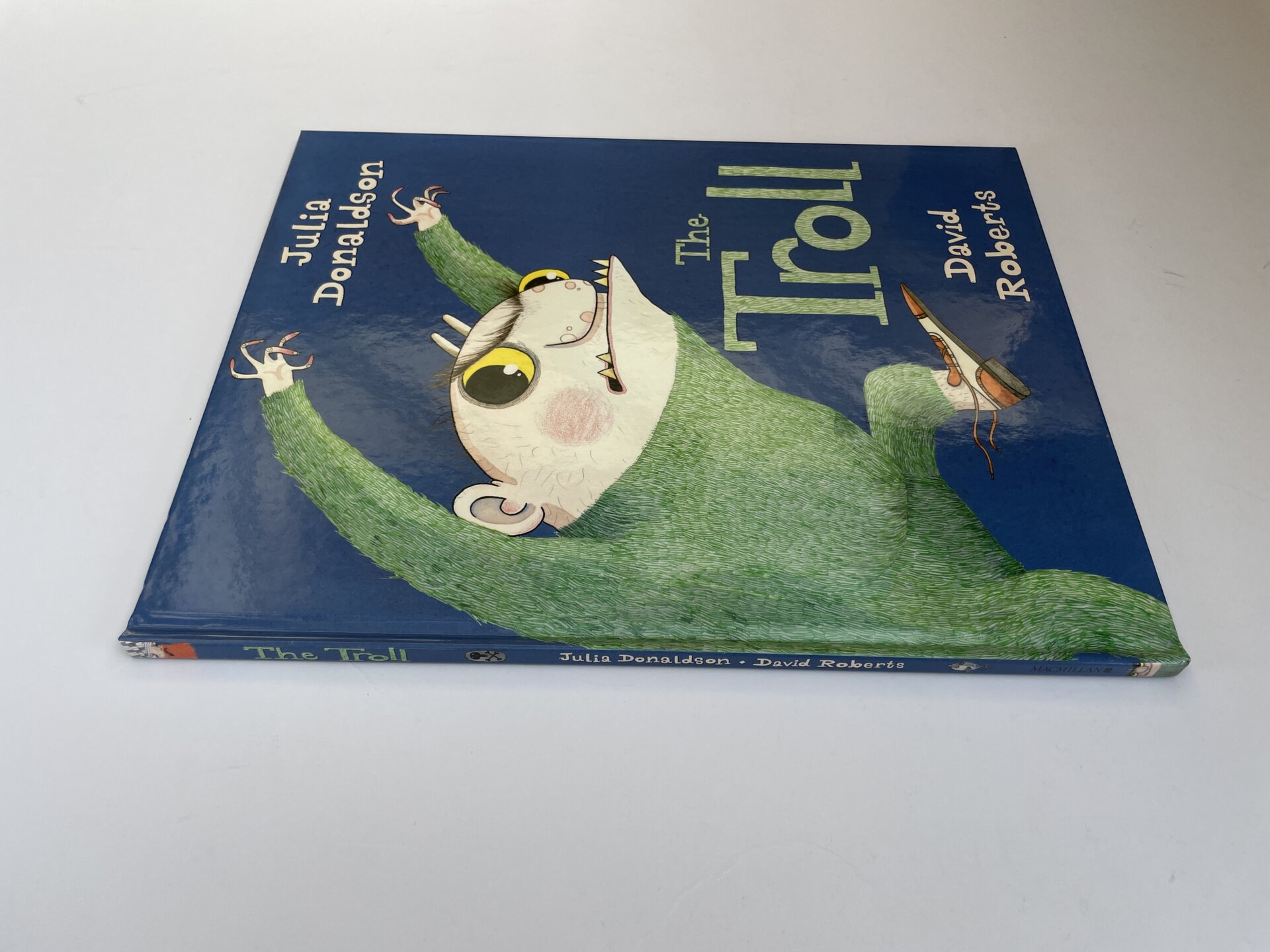 julia donaldson troll first signed 4