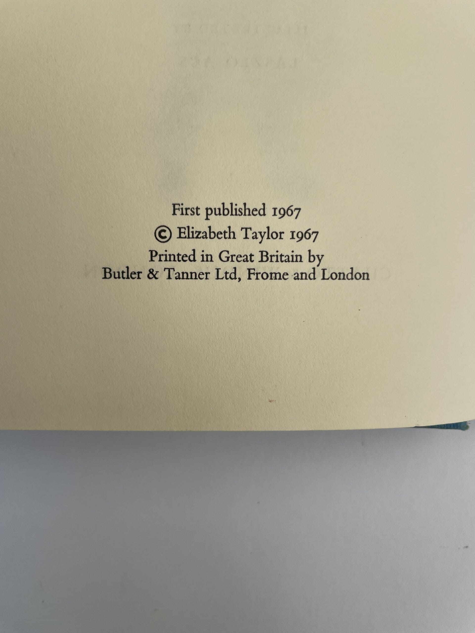 elizabeth taylor mossy trotter first ed2
