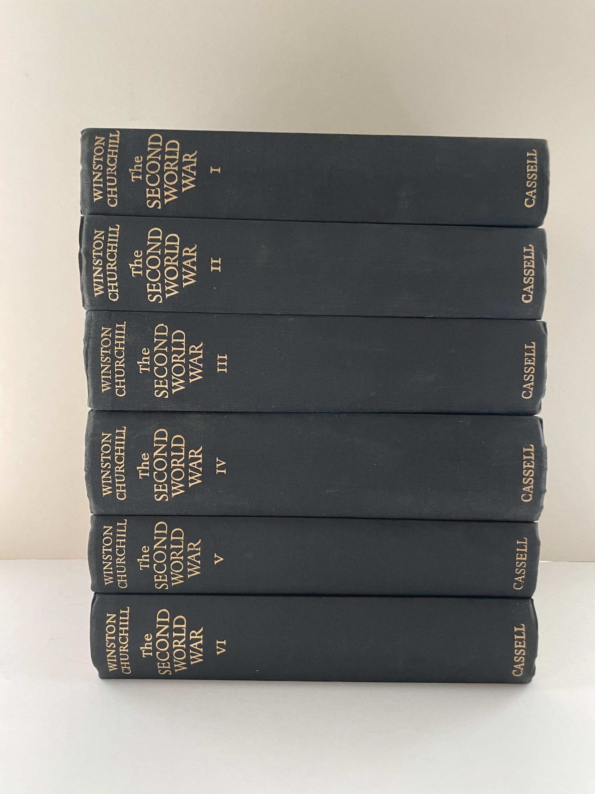 Winston S. Churchill - The Second World War; In Six Volumes - With Newspapers Chronicling Churchill’s Death and Funeral - First Edition Set 1948-54 - Image 4