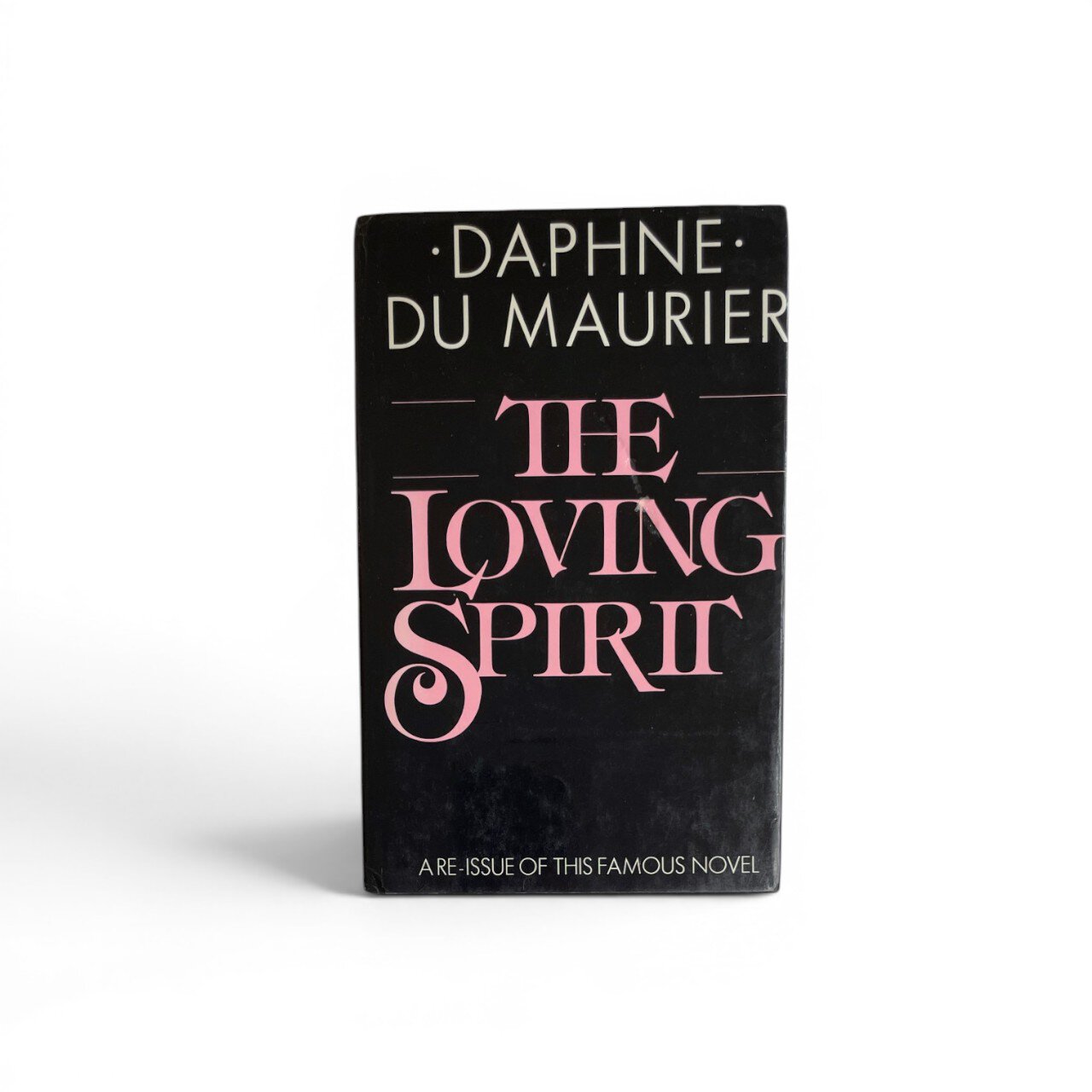 daphne du maurier the lovig spirit signed1